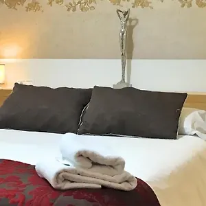 Fuente Redonda En Apartamento