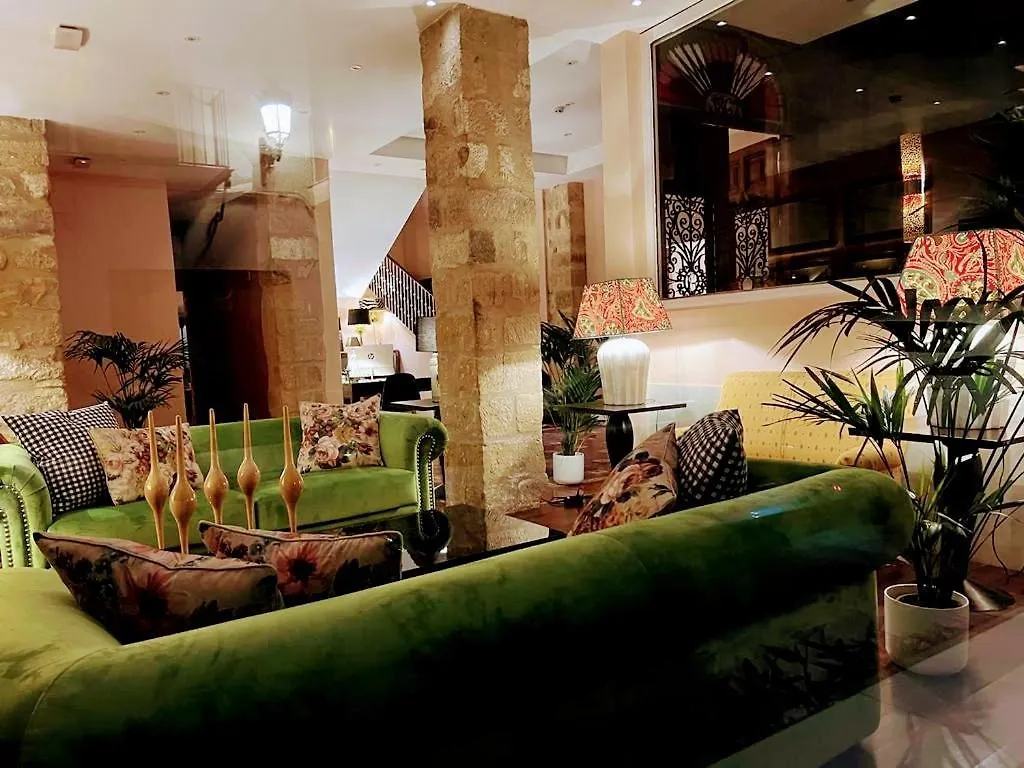 Hotel Carmen Boutique Baeza 4*,